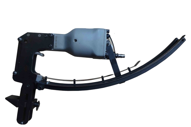sofa spring clipping gun