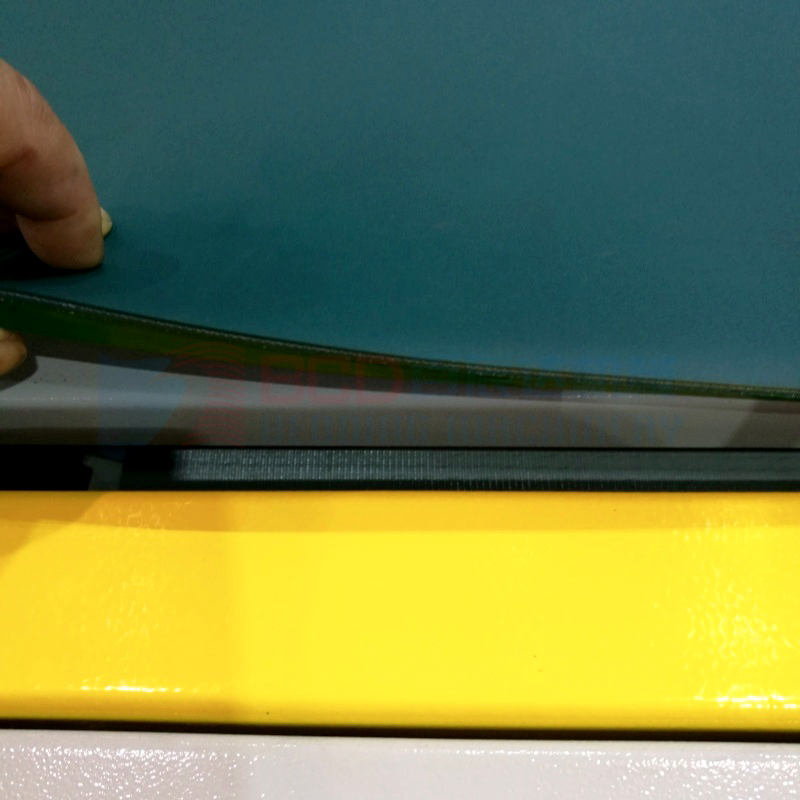 BWB-4D Auto-Flip Tape Edge Machine